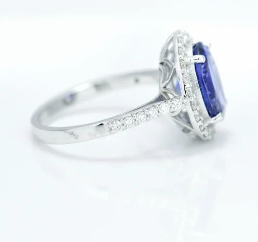 14k White Gold 3.15 Carat Tanzanite Ring