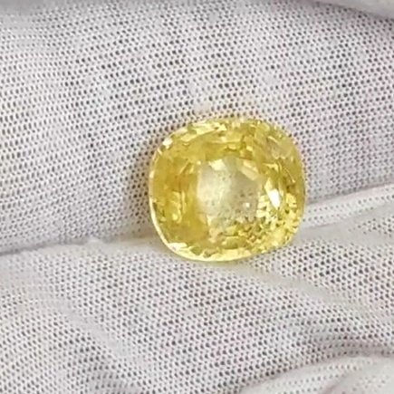 Natural Yellow Sapphire 12.70 Carat