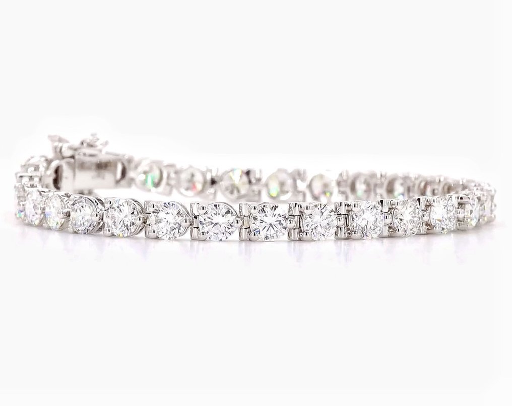 Exclusive Victorian Bracelet in 14 kt White Gold with 11.19 ct. tw. Lab-Grown Diamonds"