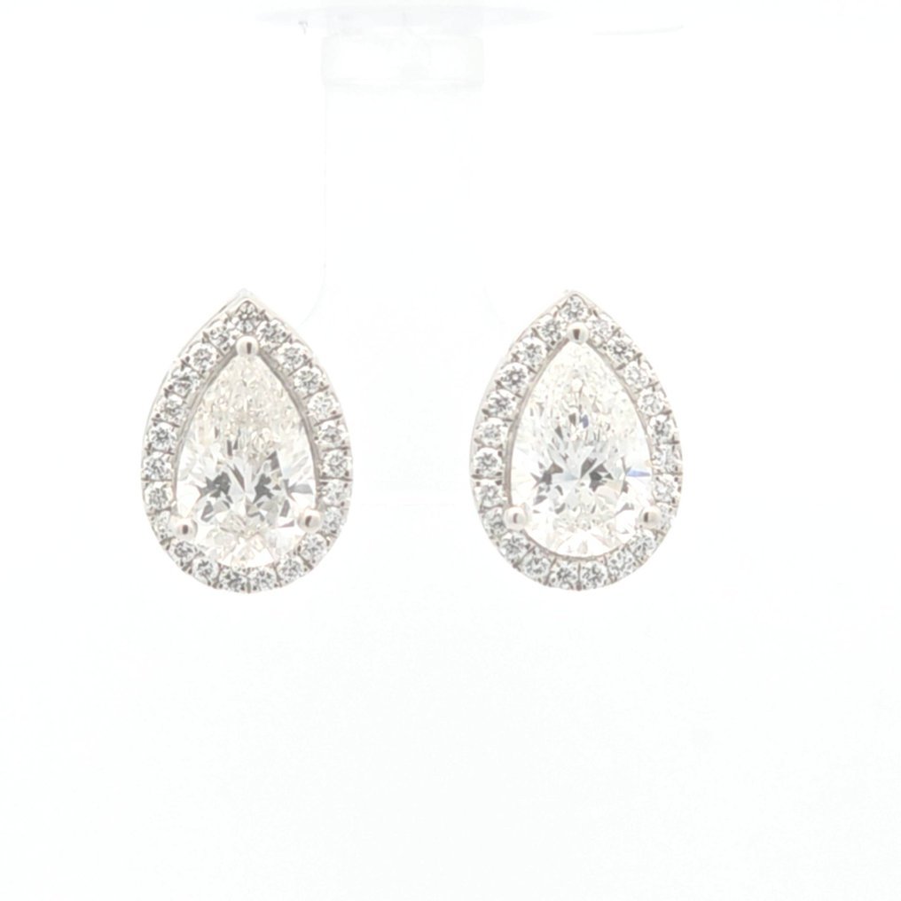 Earrings - 14 kt. White gold - 4.42ct. tw. Diamond (Lab-grown) - Diamond - Exact Matching Pair