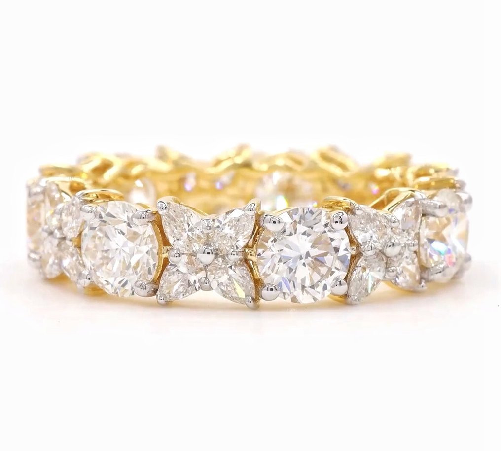 Ring - 14 kt. Yellow gold - 4.93ct. tw. Diamond (Lab-grown) - Diamond - Wedding Band