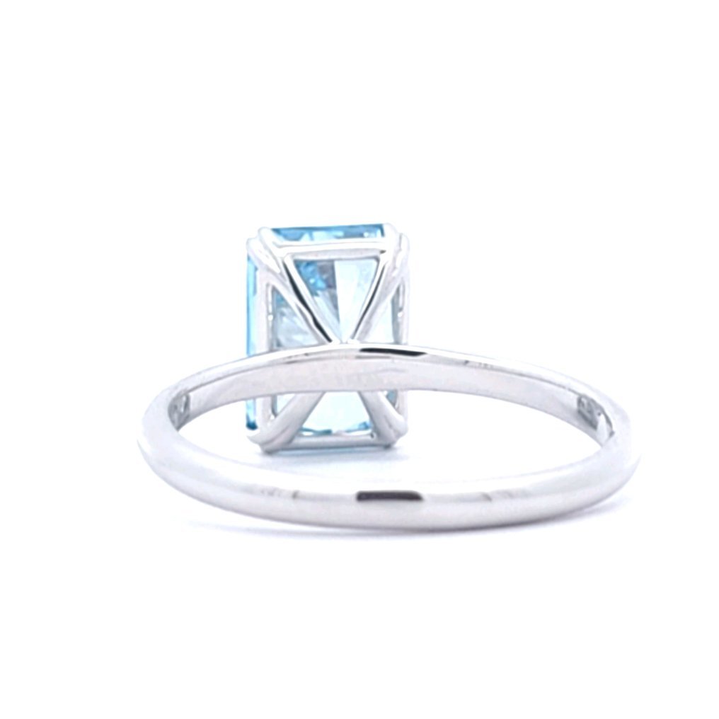 Ring Platinum - 2.55ct. tw. Blue Diamond (Fancy coloured lab-grown diamond)