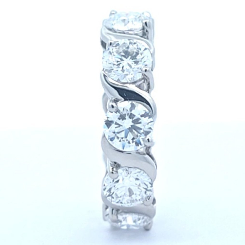 Ring Platinum - 5.19ct. tw. Diamond (Lab-grown) - 0.50 Carat Each
