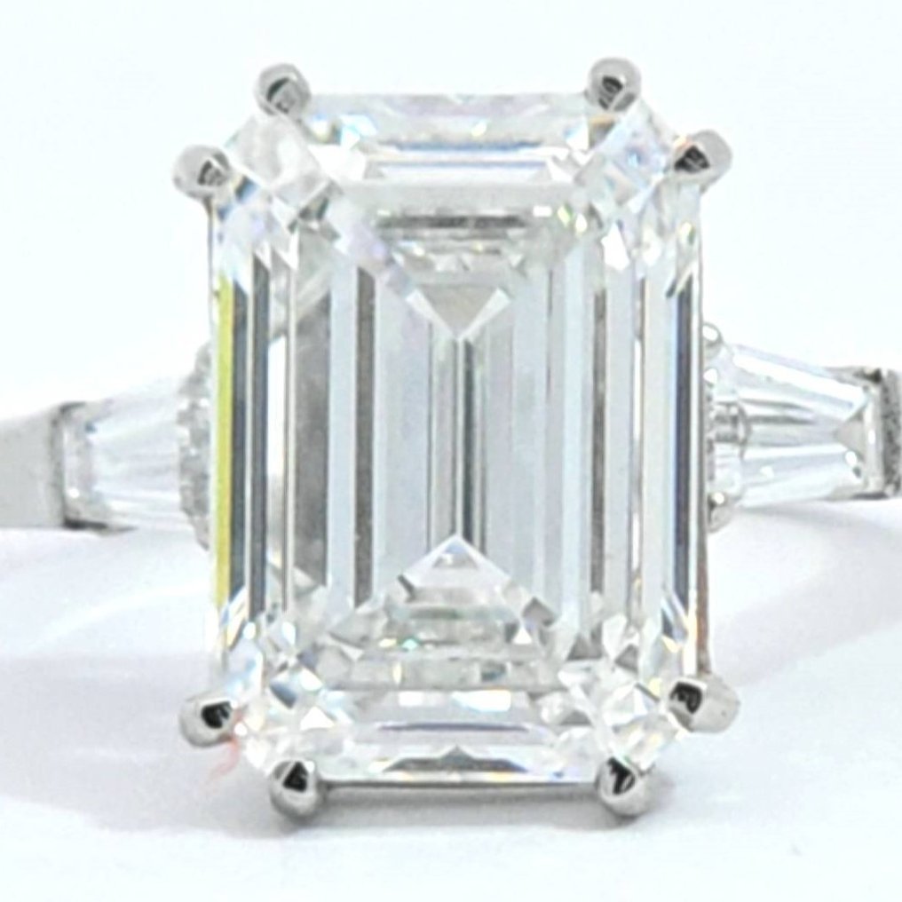 Ring Platinum - 6.18ct. tw. Diamond (Lab-grown) - Diamond - E ,VVS2