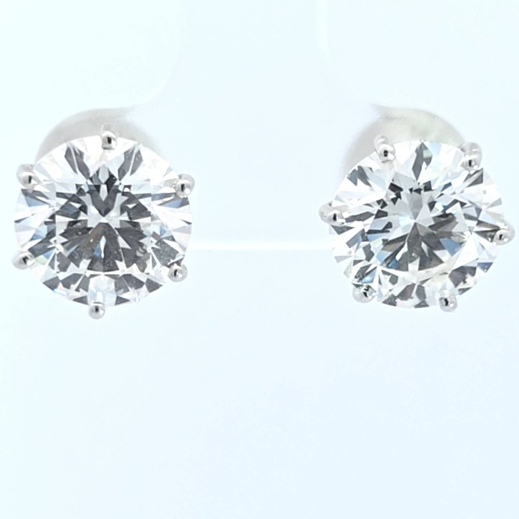 Earrings - 14 kt. White gold - 6.02ct. tw. Diamond (Lab-grown) - F , VVS2, IGI CERTIFIED