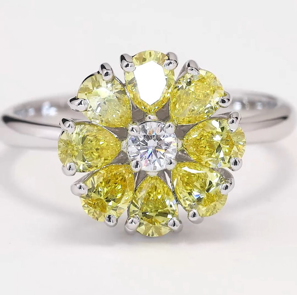 Ring - 14 kt. White gold - 1.27ct. tw. Diamond (Lab-grown) - Diamond - Flower ring,499 Only