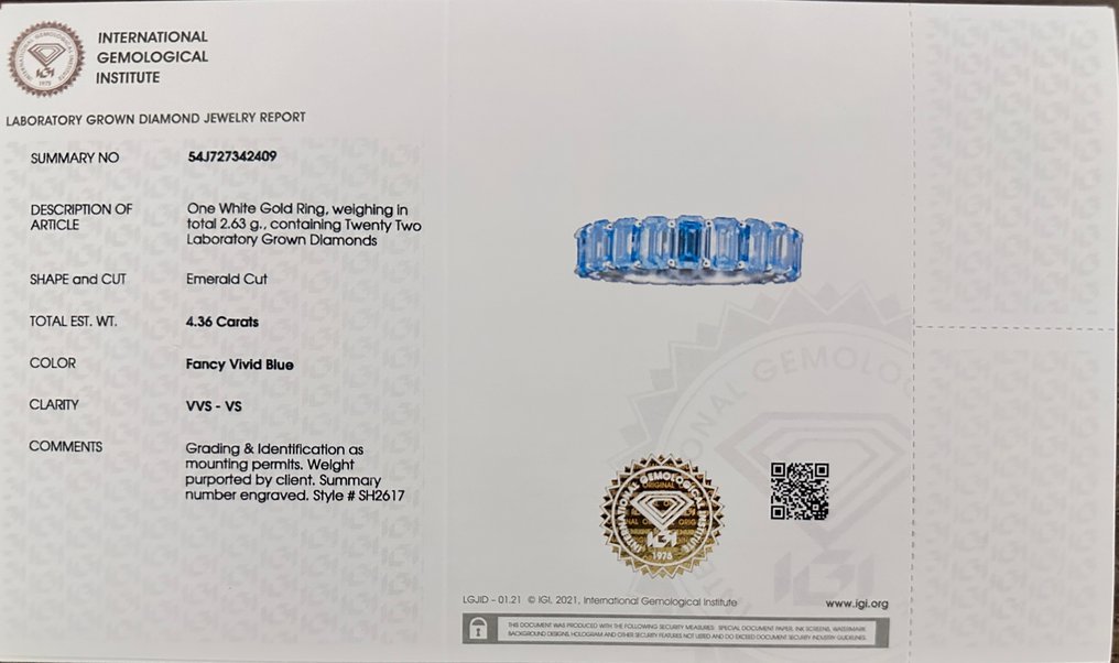 Ring Platinum - 4.36ct. tw. Blue Diamond (Fancy coloured lab-grown diamond)