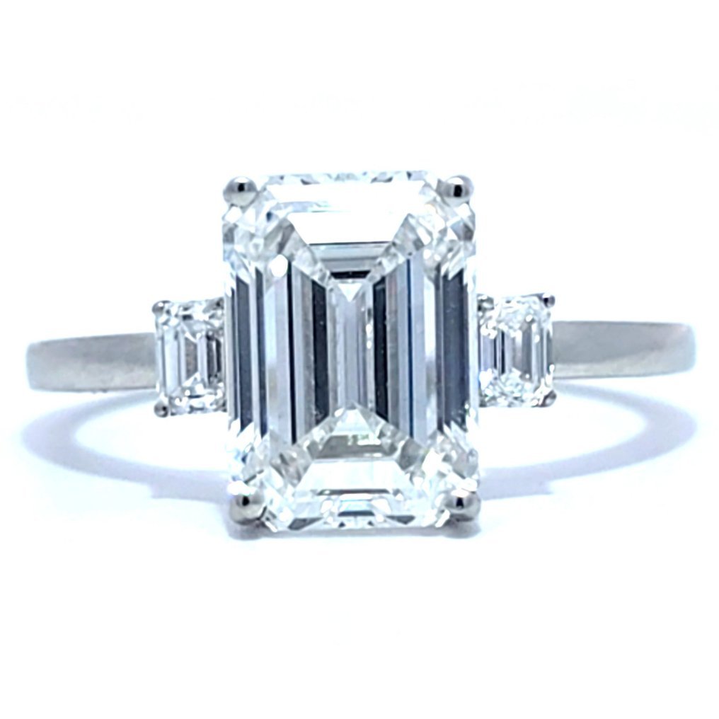 Ring Platinum - 3.24ct. tw. Diamond (Lab-grown) - Diamond - E, VS1