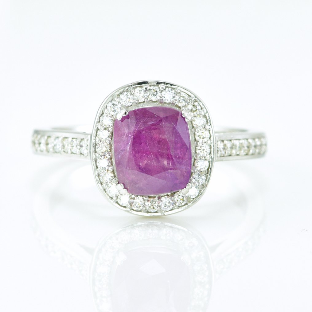Ring Platinum - 2.14ct. tw. Ruby - Diamond - Purplish Red Ruby Ring