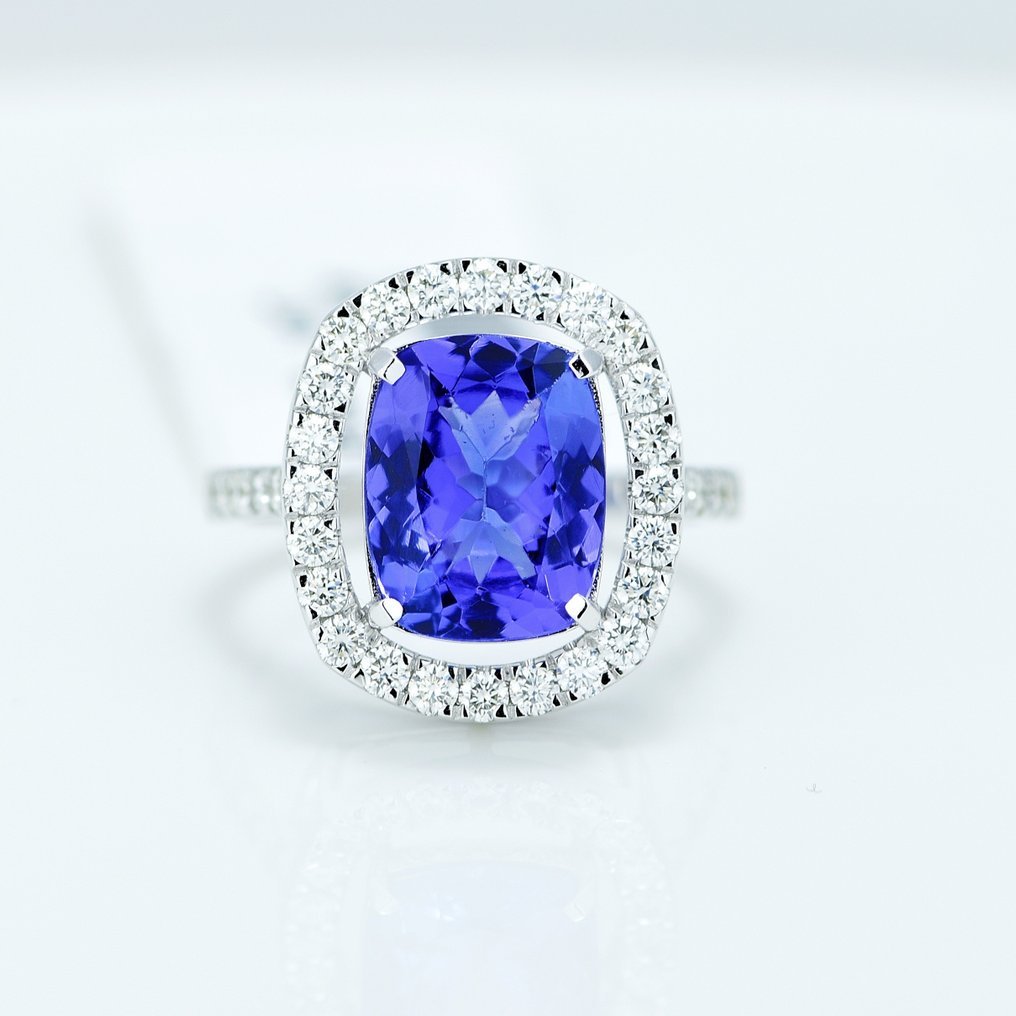 Ring - 14 kt. White gold - 3.38ct. tw. Tanzanite - Diamond - Tanzanite Engagement ring