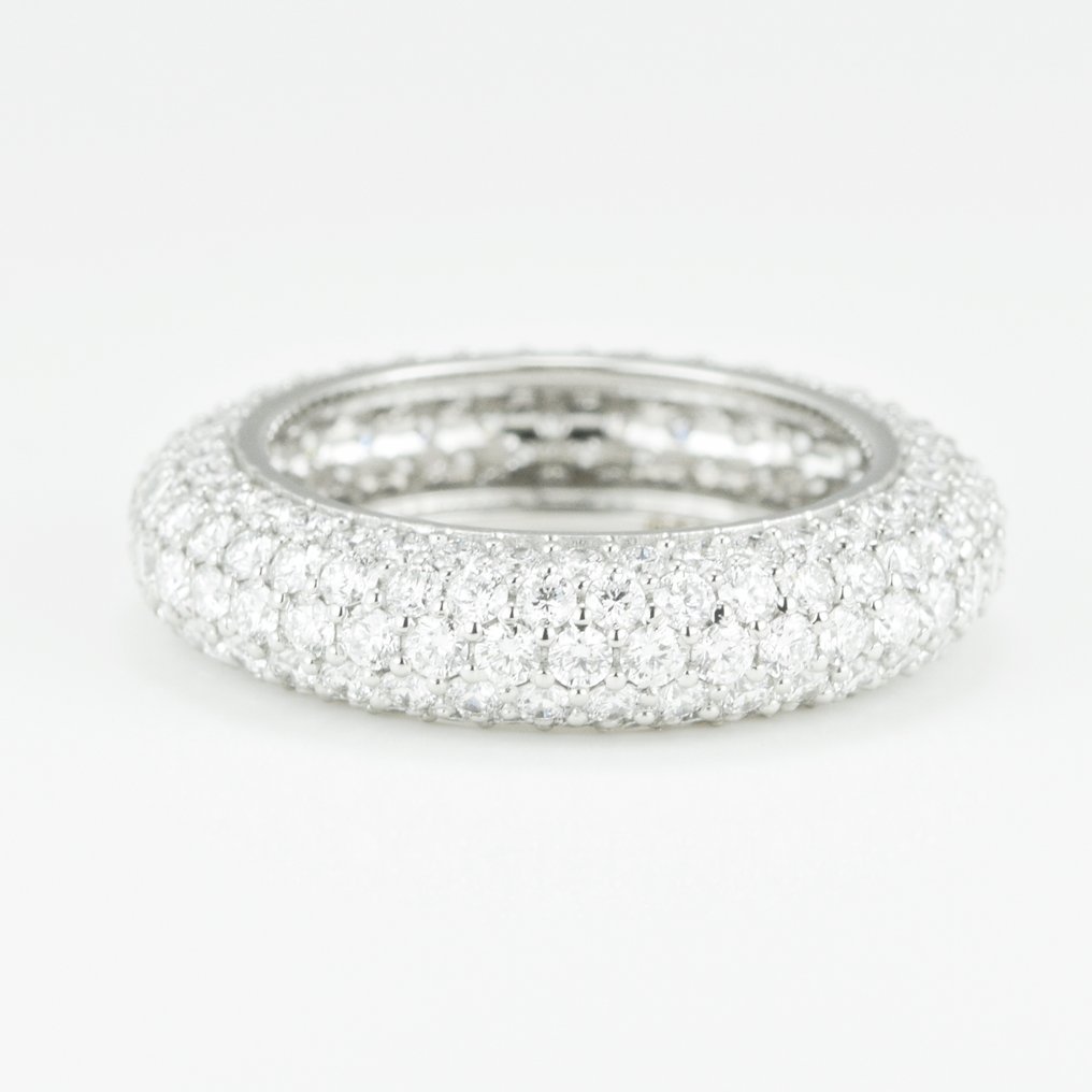 Ring Platinum - 3.51ct. tw. Diamond (Natural) - VVS-Pavé Set-Wedding Ring