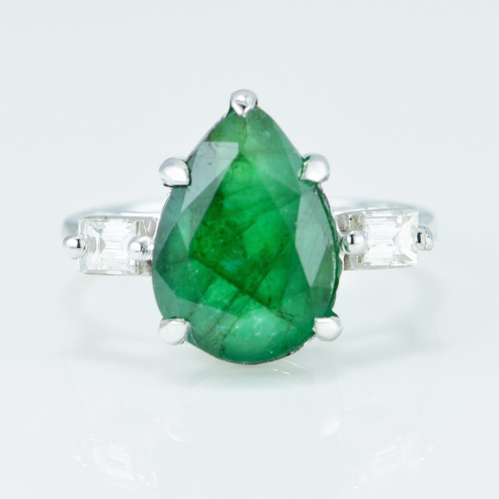 Ring - 14 kt. White gold - 4.05ct. tw. Emerald - Diamond - Wedding Ring