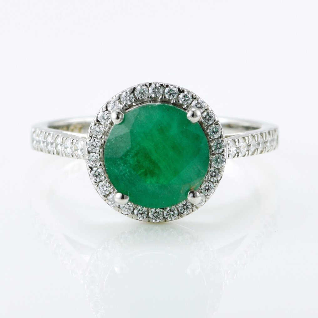Ring Platinum - 2.33ct. tw. Emerald - Diamond - Exclusive Halo Ring