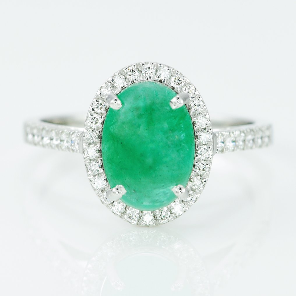 Ring Platinum - 2.66ct. tw. Emerald - Diamond - Engagement Ring
