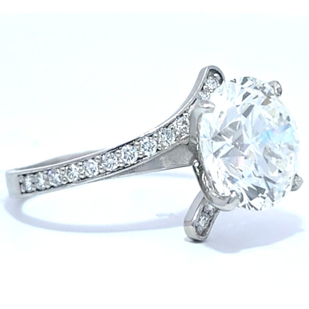 Ring Platinum - 4.33ct. tw. Diamond (Lab-grown) - Diamond