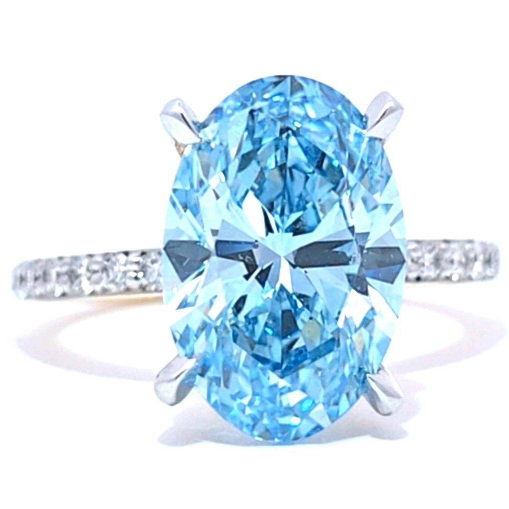 Ring - 14 kt. Yellow gold - 5.33ct. tw. Blue Diamond (Fancy coloured lab-grown diamond) - Diamond - Engagement Ring