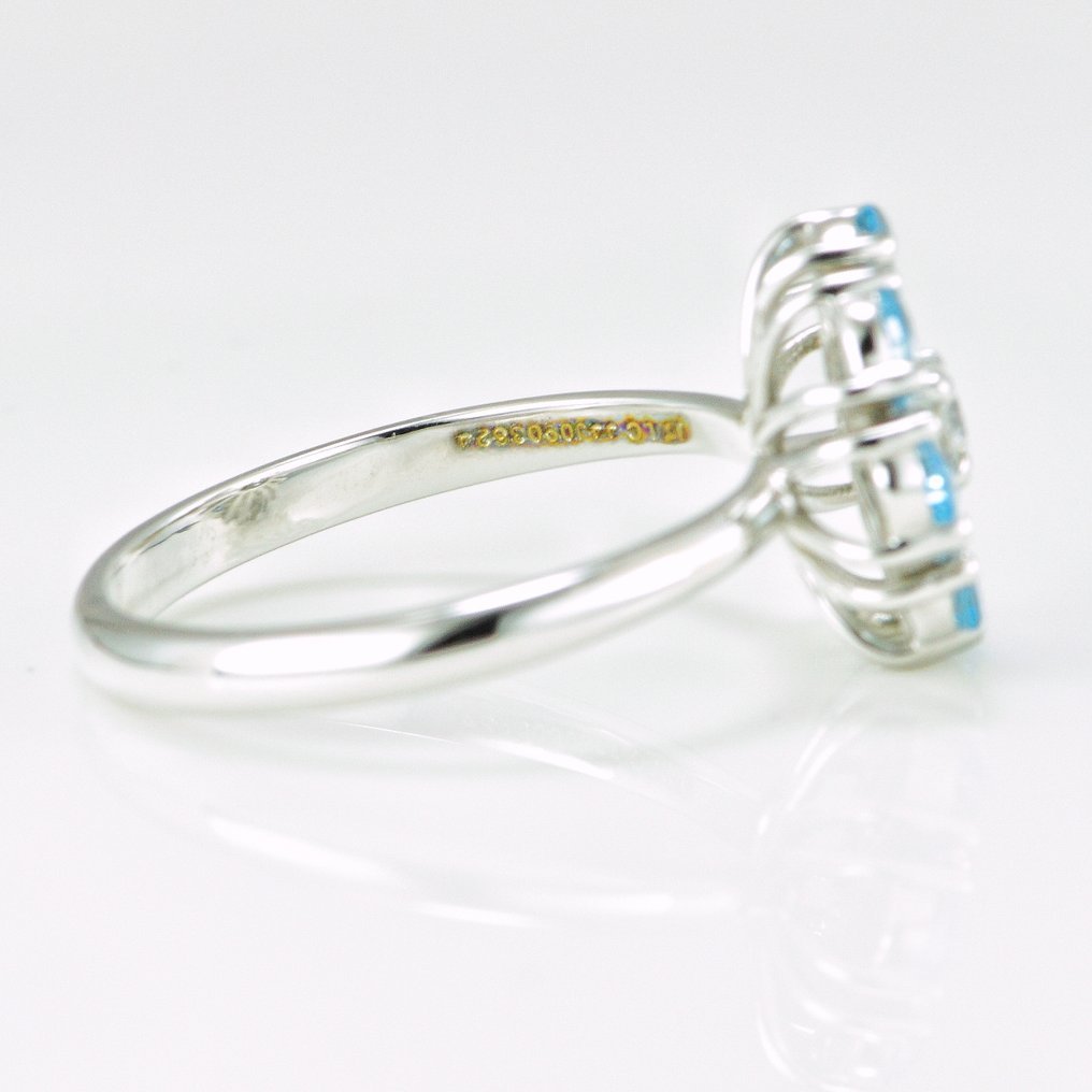Ring - 14 kt. White gold - 1.20ct. tw. Diamond (Lab-grown) - Diamond - Flower ring