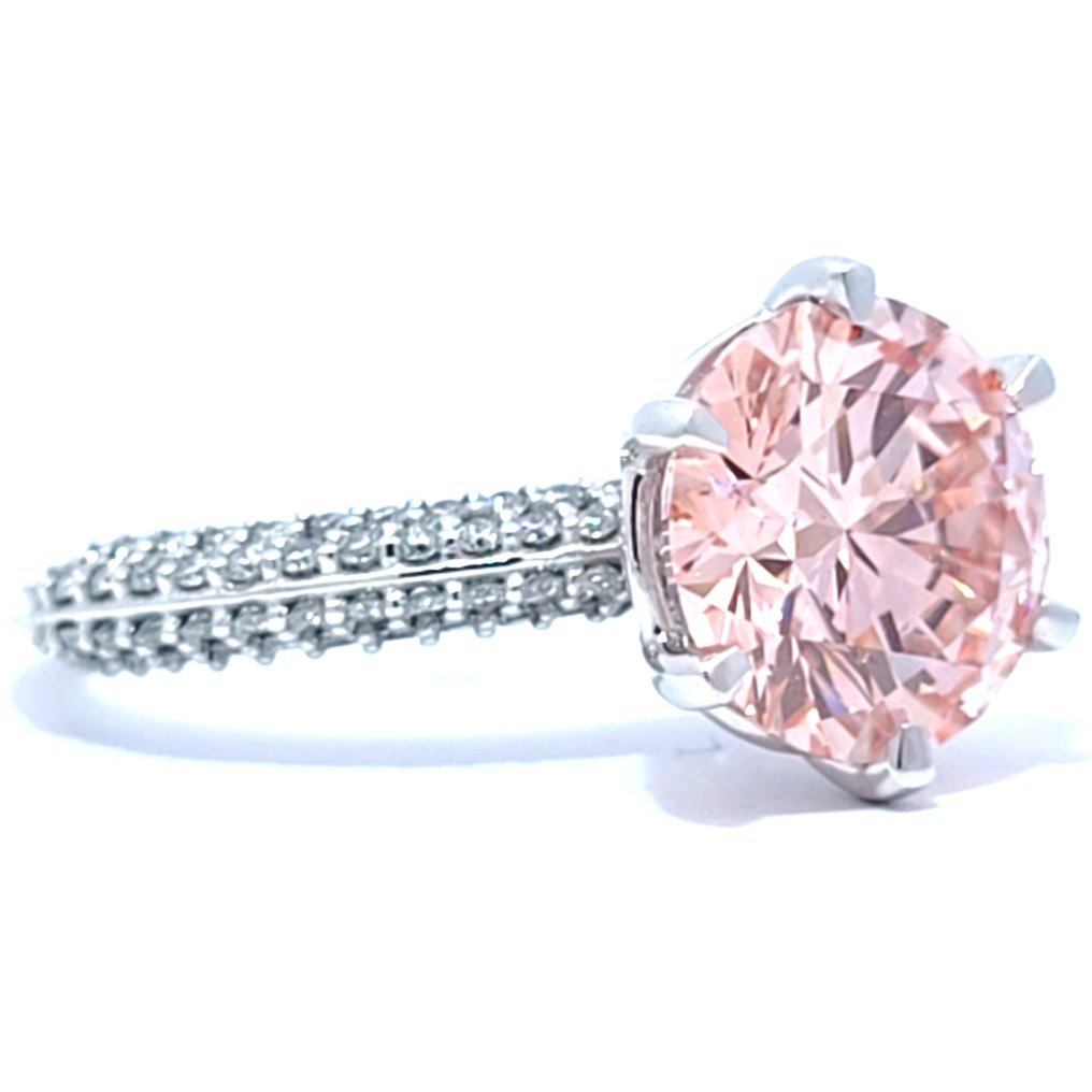 Ring - 14 kt. White gold - 3.95ct. tw. Pink Diamond (Fancy coloured lab-grown diamond) - Diamond - Engagement Ring