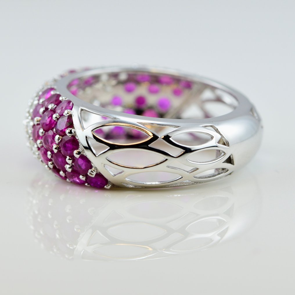 Ring - 14 kt. White gold - 2.98ct. tw. Ruby - Diamond - Ruby Diamond eternity