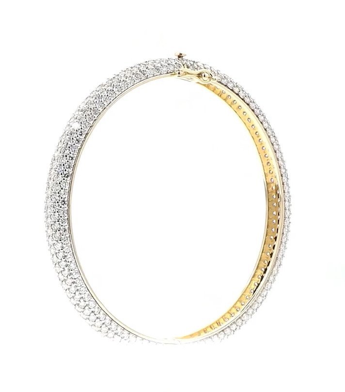 Bangle - 14 kt. Yellow gold - 10.93ct. tw. Diamond (Lab-grown)