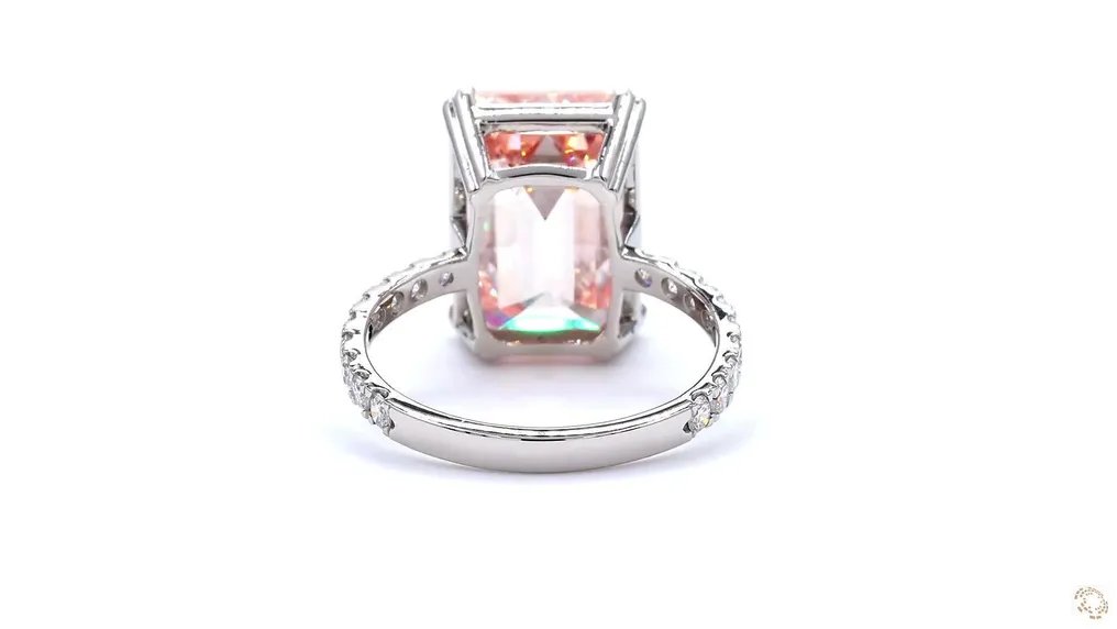 Ring Platinum - 10.56ct. tw. Pink Diamond (Fancy coloured lab-grown diamond) - Diamond - Engagement Ring