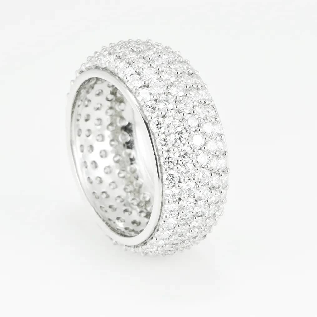 Ring Platinum - 4.21ct. tw. Diamond (Natural) - VVS-Pavé Set-Wedding Ring