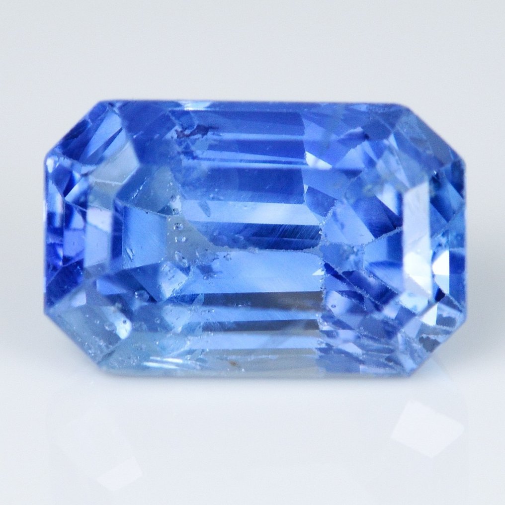 4.43 ct Blue Sapphire -Sri Lanka no heat IGI certified-Shri Hari Gems &amp;Jewels 