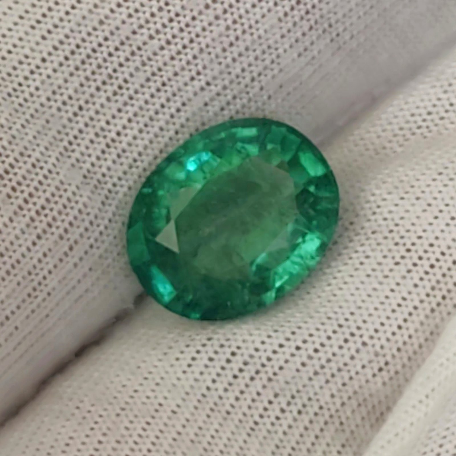 Natural Emerald 5.15 Carat 