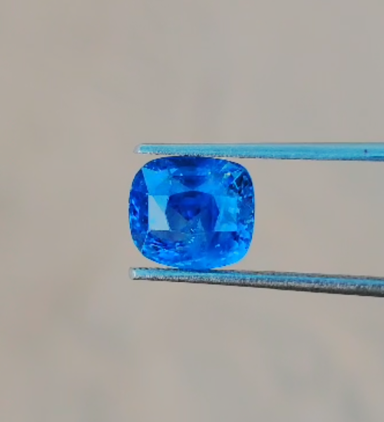 Natural Blue Sapphire 9.20 Carat