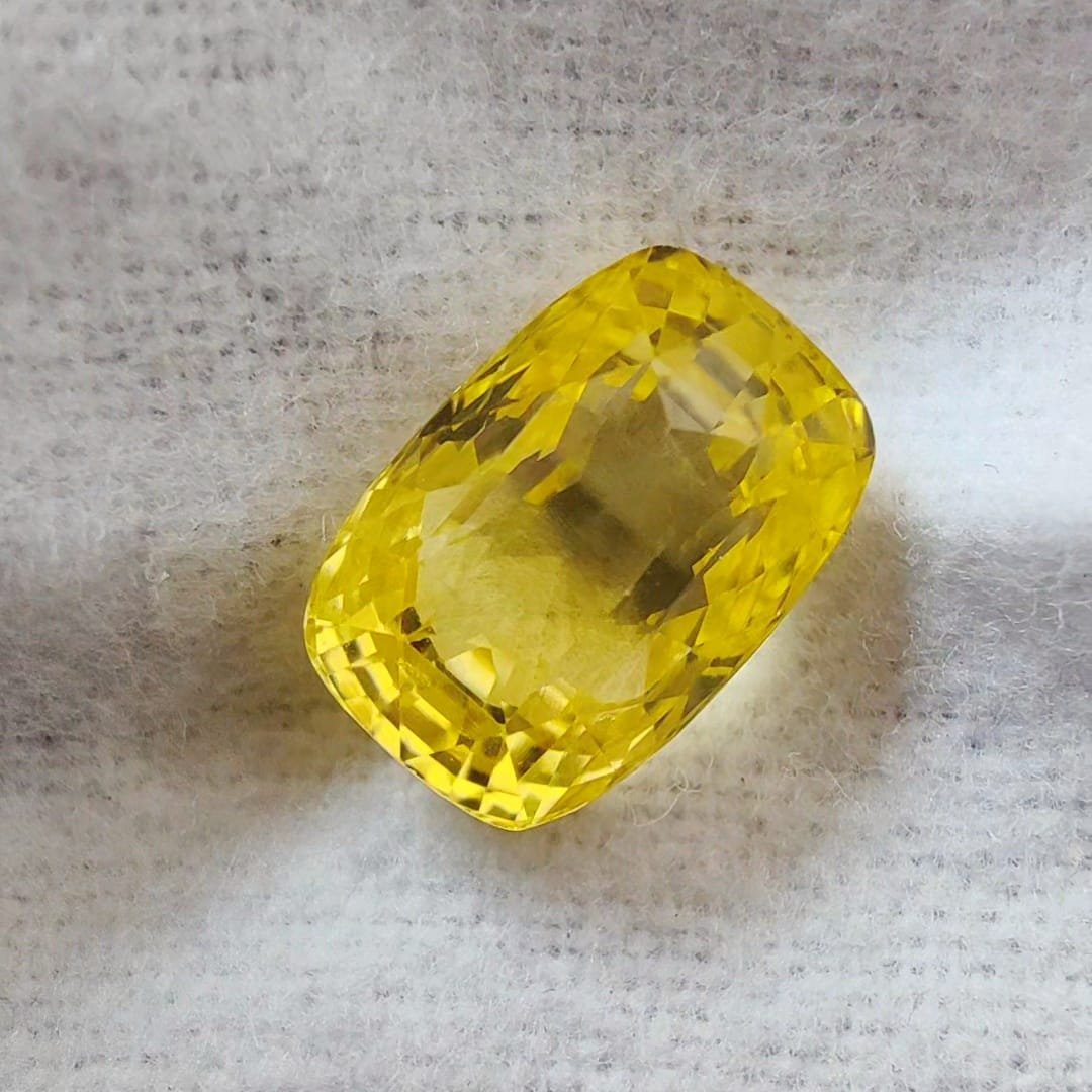 Natural Yellow Sapphire 8.36 Carat 