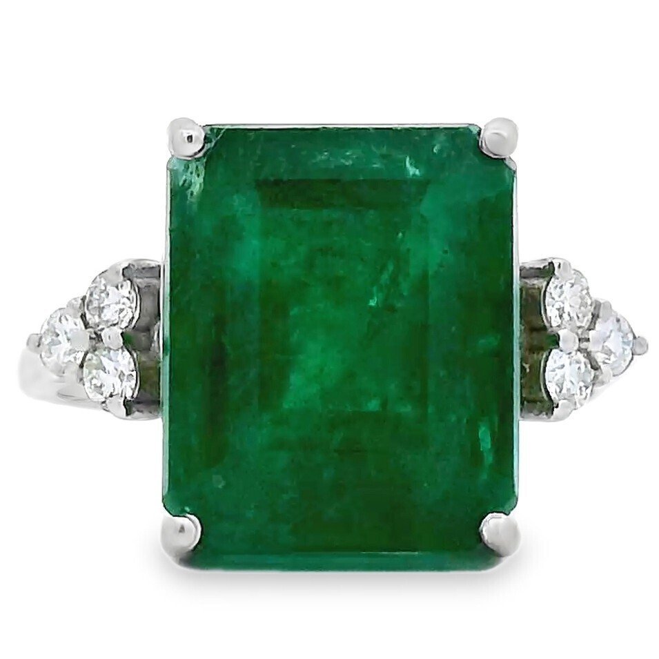 Ring Platinum - 8.58ct. tw. Emerald - Diamond