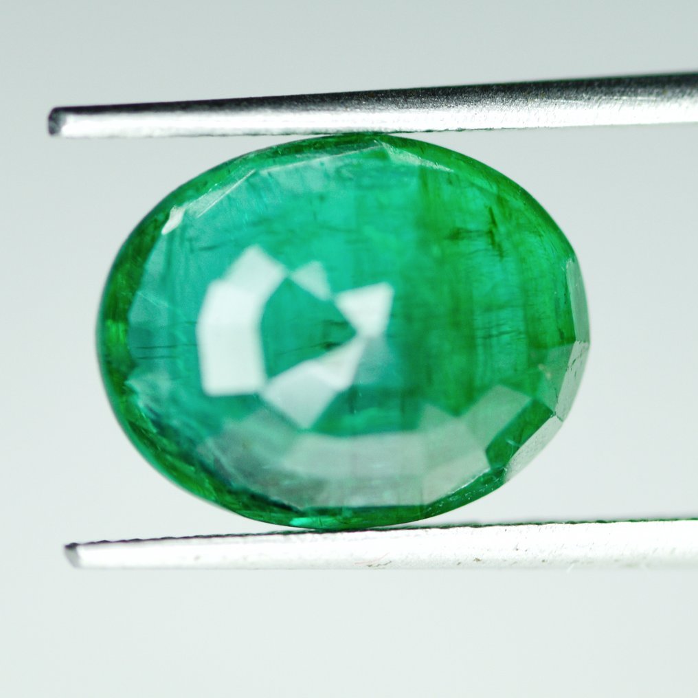 5.41 ct Natural emerald - Zambia no heat-Shri Hari Gems &amp; Jewels